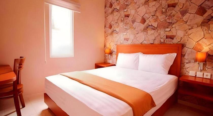 Amaya Suites Hotel Kejayan Exterior photo